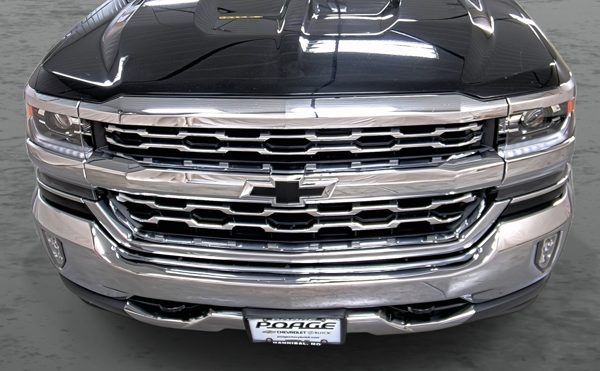 Used 2018 Chevrolet Silverado 1500 LTZ w/ Sport Package image 16