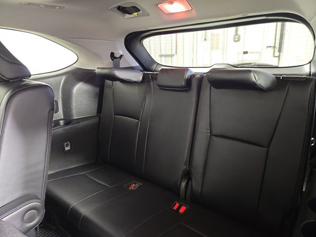 Used 2024 Toyota Highlander Platinum AWD/4WD image 17