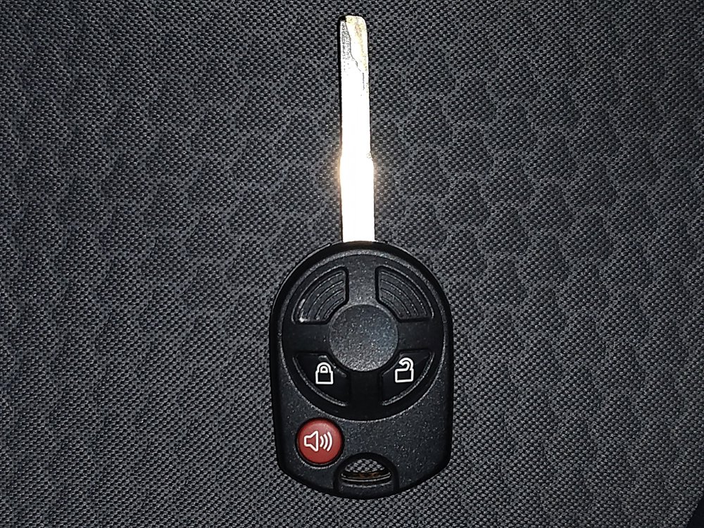 Used 2018 Ford Escape SE image 32