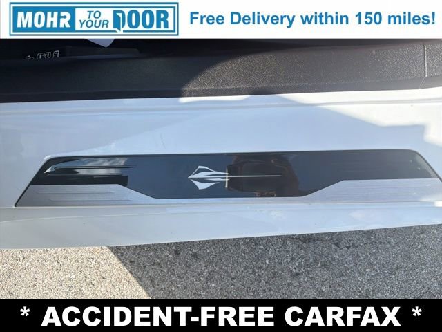 Used 2020 Chevrolet Corvette Stingray Coupe w/ Z51 Performance Package RWD image 13