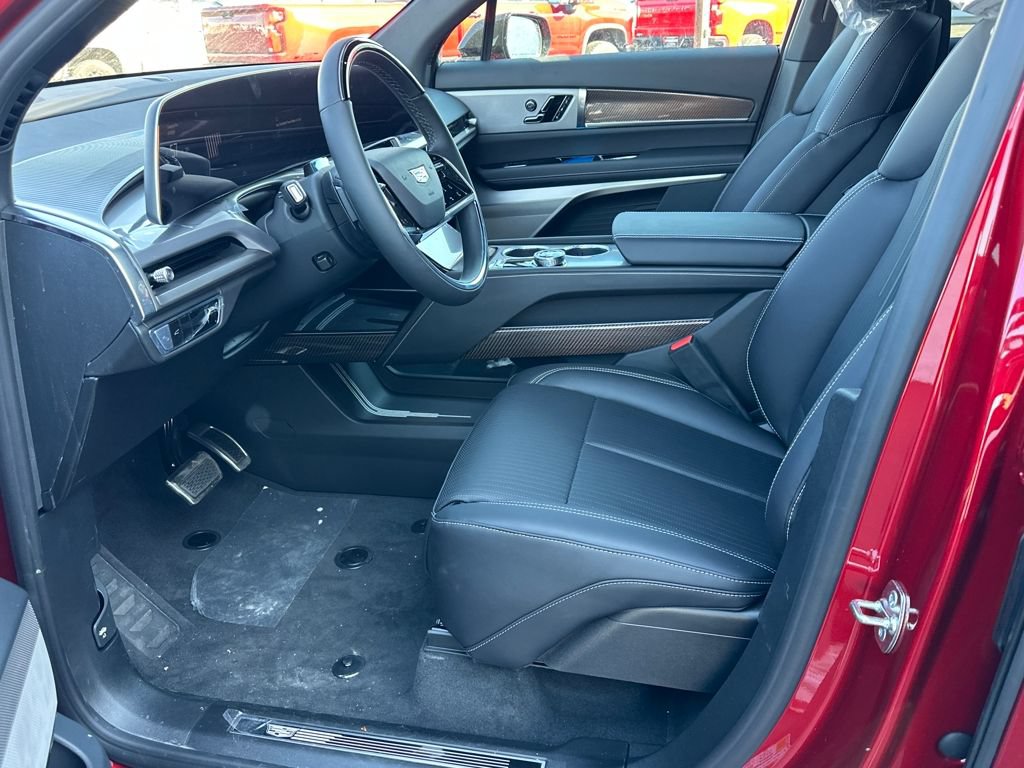 New 2026 Cadillac Vistiq Premium Luxury w/ LPO, Floor Liner Package AWD/4WD image 4