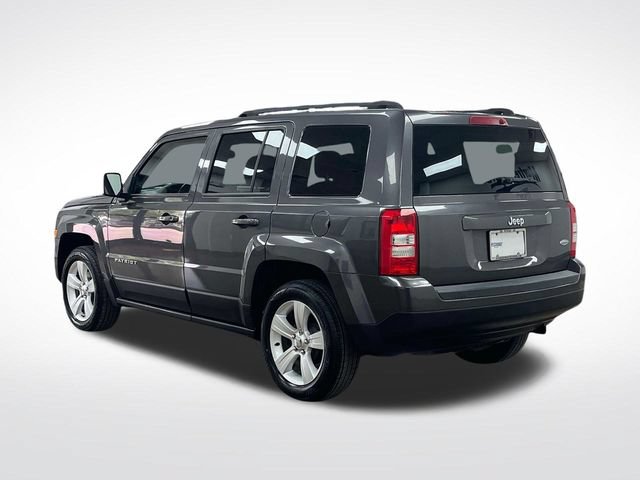 Used 2016 Jeep Patriot Latitude FWD image 9