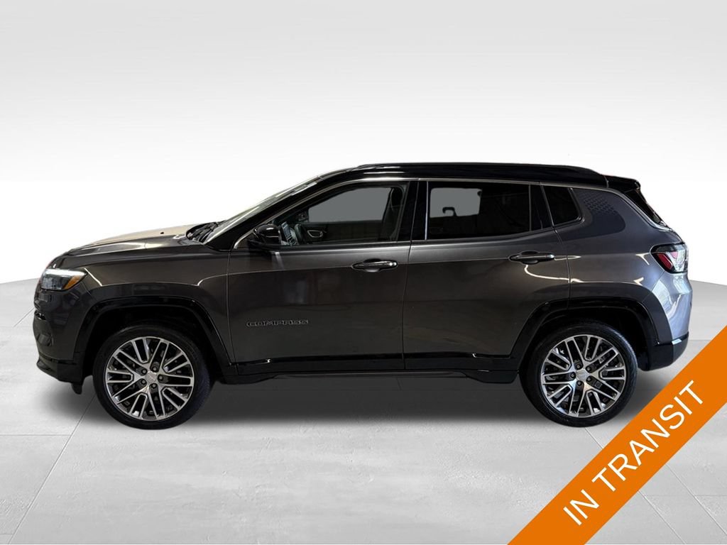 Certified 2023 Jeep Compass Limited w/ Elite Group AWD/4WD image 2
