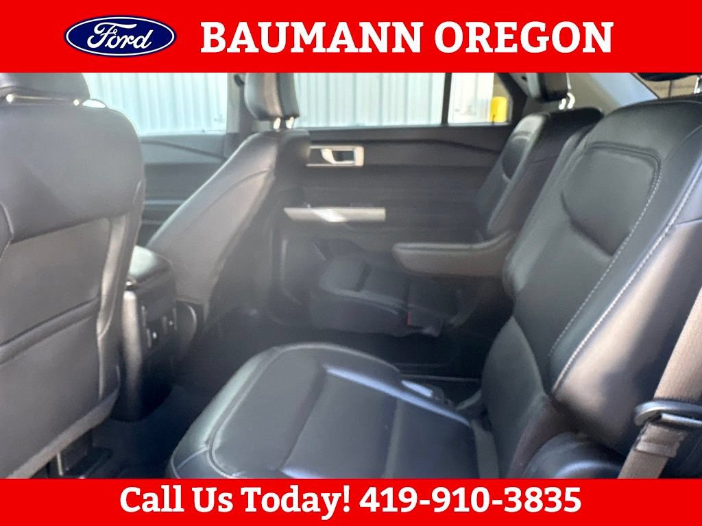 Used 2023 Ford Explorer XLT w/ Equipment Group 202A AWD/4WD image 14