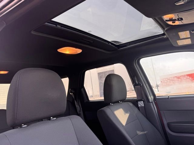 Used 2010 Ford Escape XLT image 23