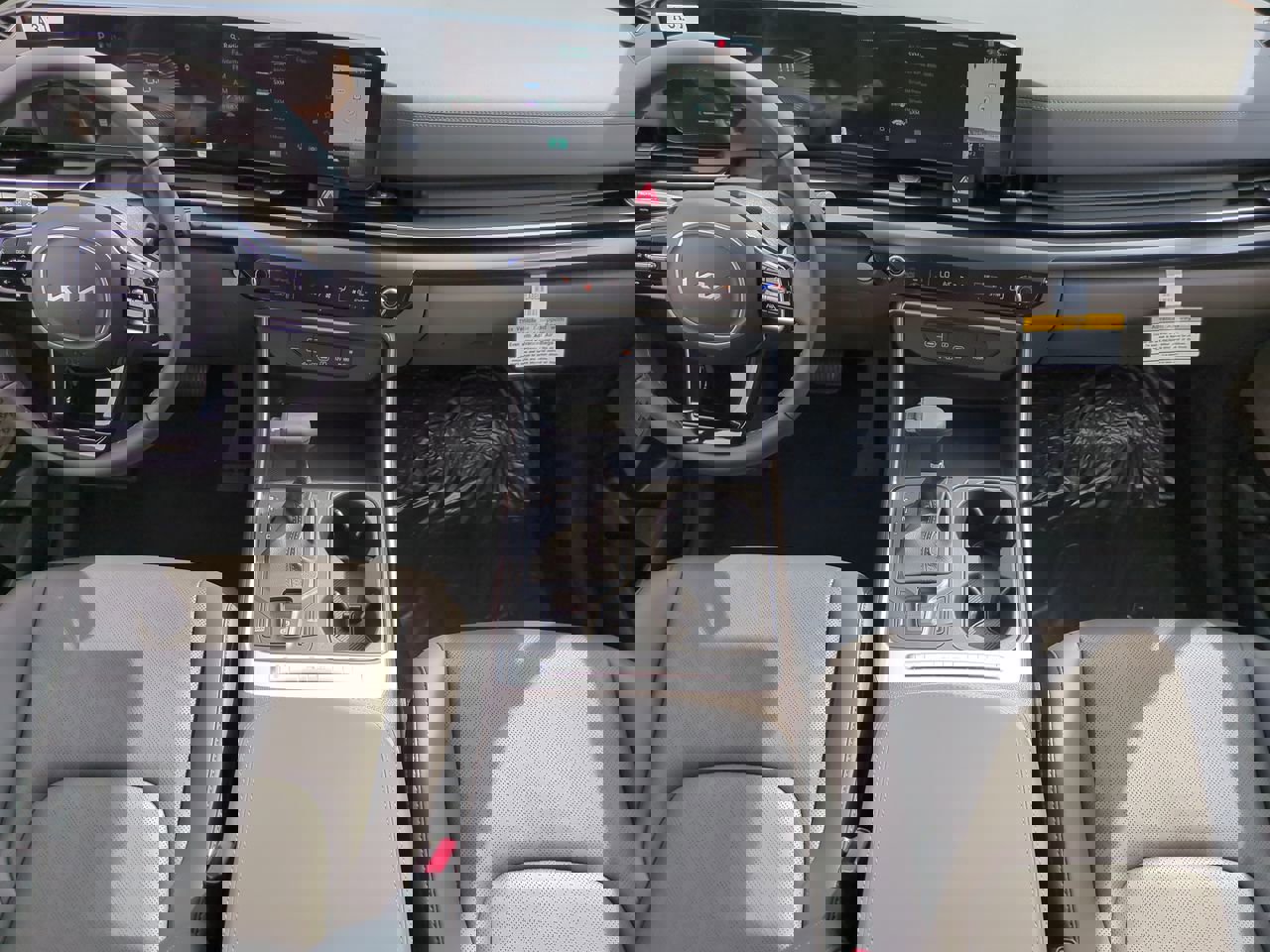 New 2026 Kia Carnival image 17