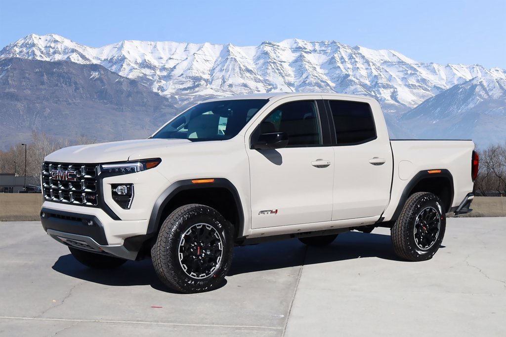 New 2026 GMC Canyon AT4 image 2