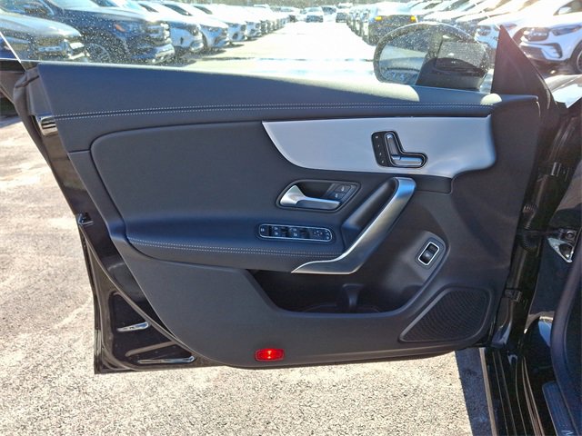 Certified 2025 Mercedes-Benz CLA 250 4MATIC image 10