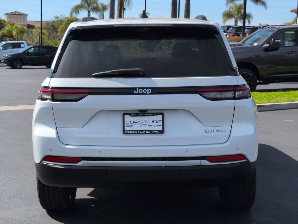 New 2026 Jeep Grand Cherokee Limited w/ Luxury Tech Group II RWD image 6