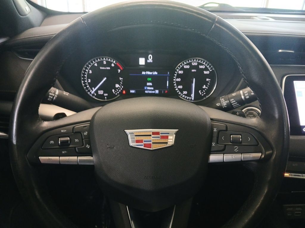 Used 2020 Cadillac XT4 Premium Luxury w/ Cold Weather Package AWD/4WD image 22