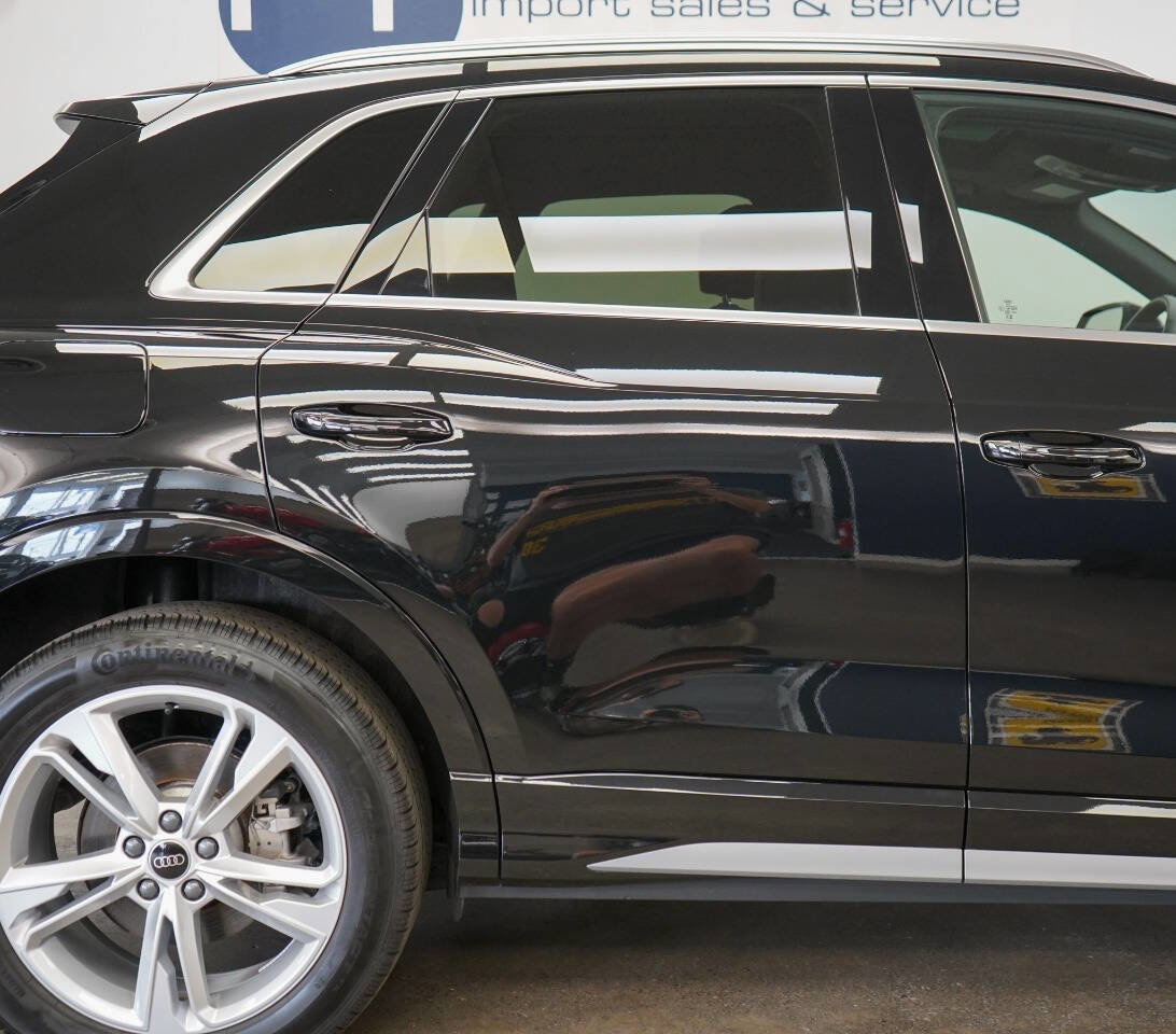 Used 2024 Audi Q3 2.0T Premium Plus w/ Premium Plus Package image 17