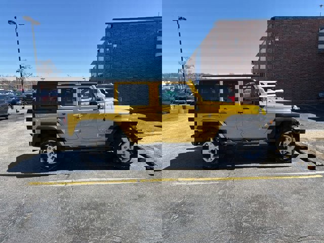 Used 2015 Jeep Wrangler Unlimited Sport w/ Quick Order Package 24S image 4