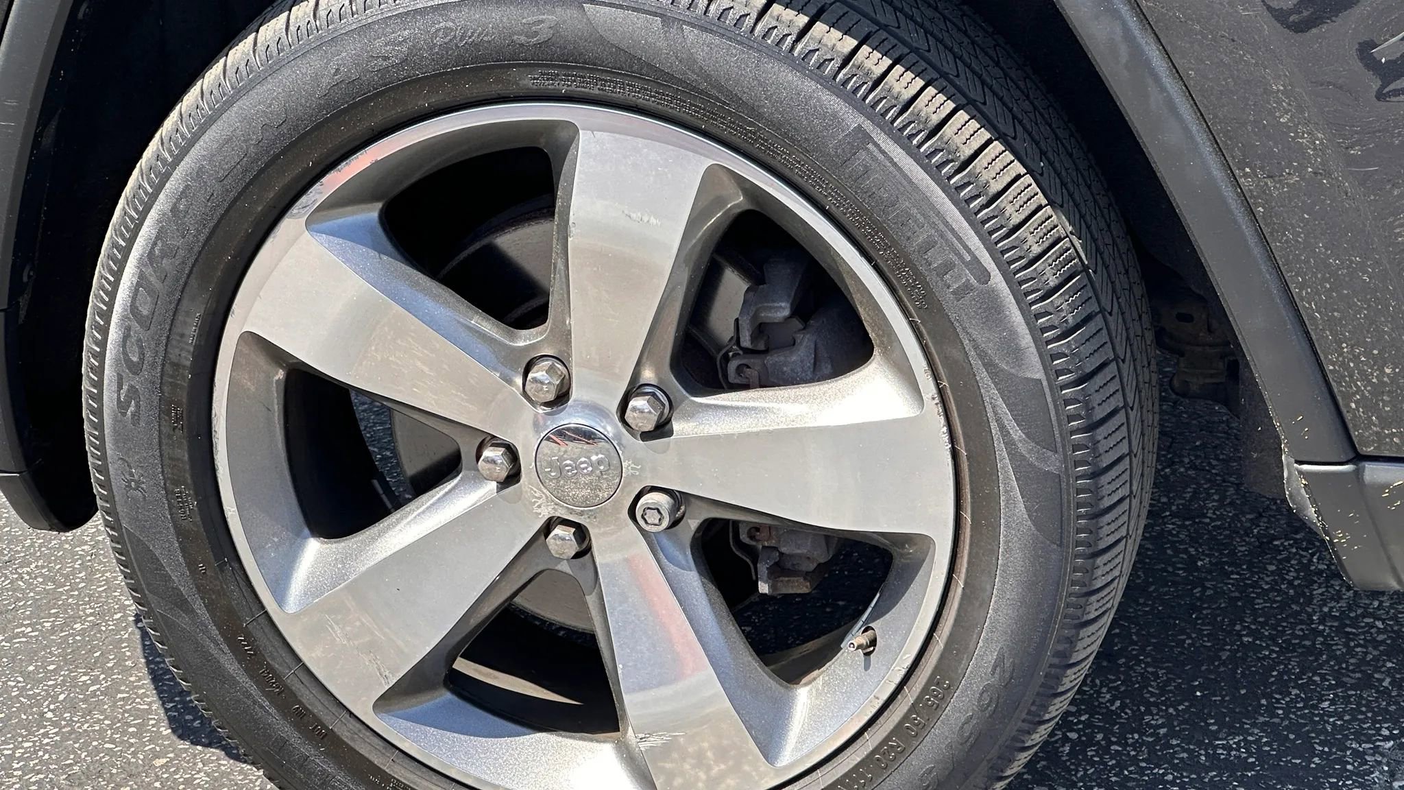 Used 2014 Jeep Grand Cherokee Limited image 9