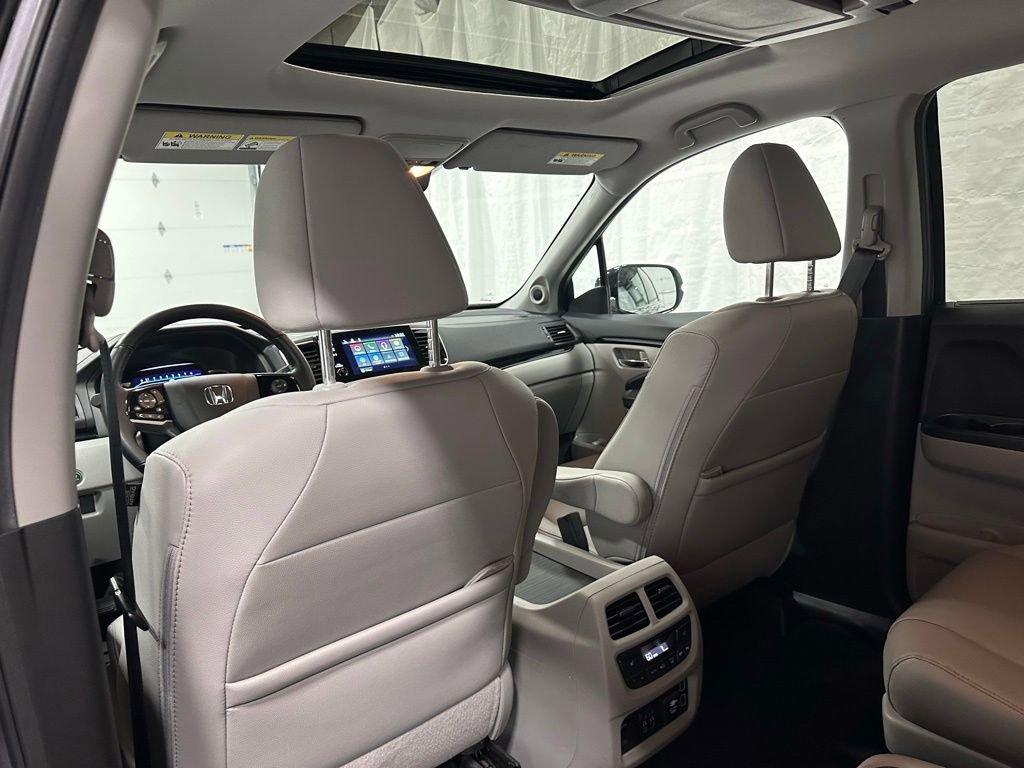 Used 2022 Honda Pilot Touring image 47