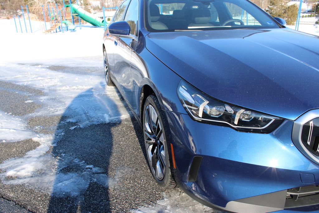 New 2026 BMW 530i xDrive AWD/4WD image 44