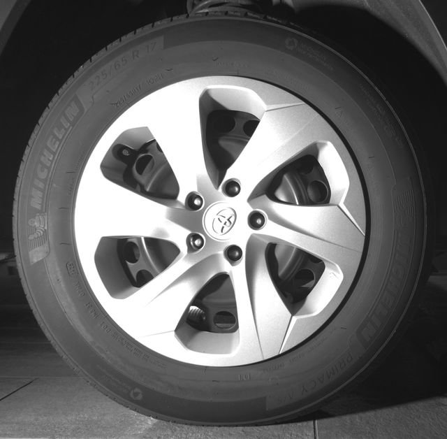 Used 2025 Toyota RAV4 LE AWD/4WD image 11