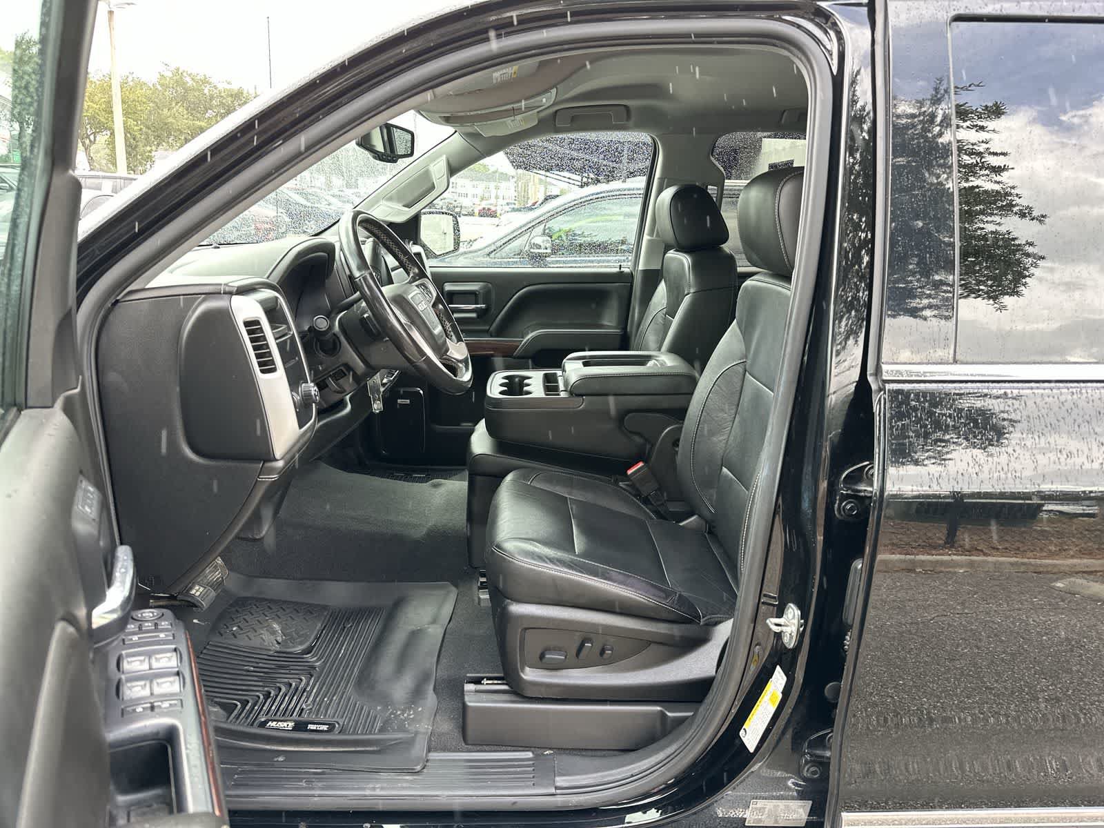 Used 2018 GMC Sierra 1500 SLT w/ SLT Premium Package RWD image 2