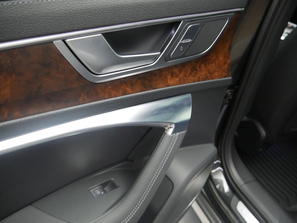 Used 2020 Audi A6 3.0T allroad Premium Plus w/ Driver Assistance Package image 19