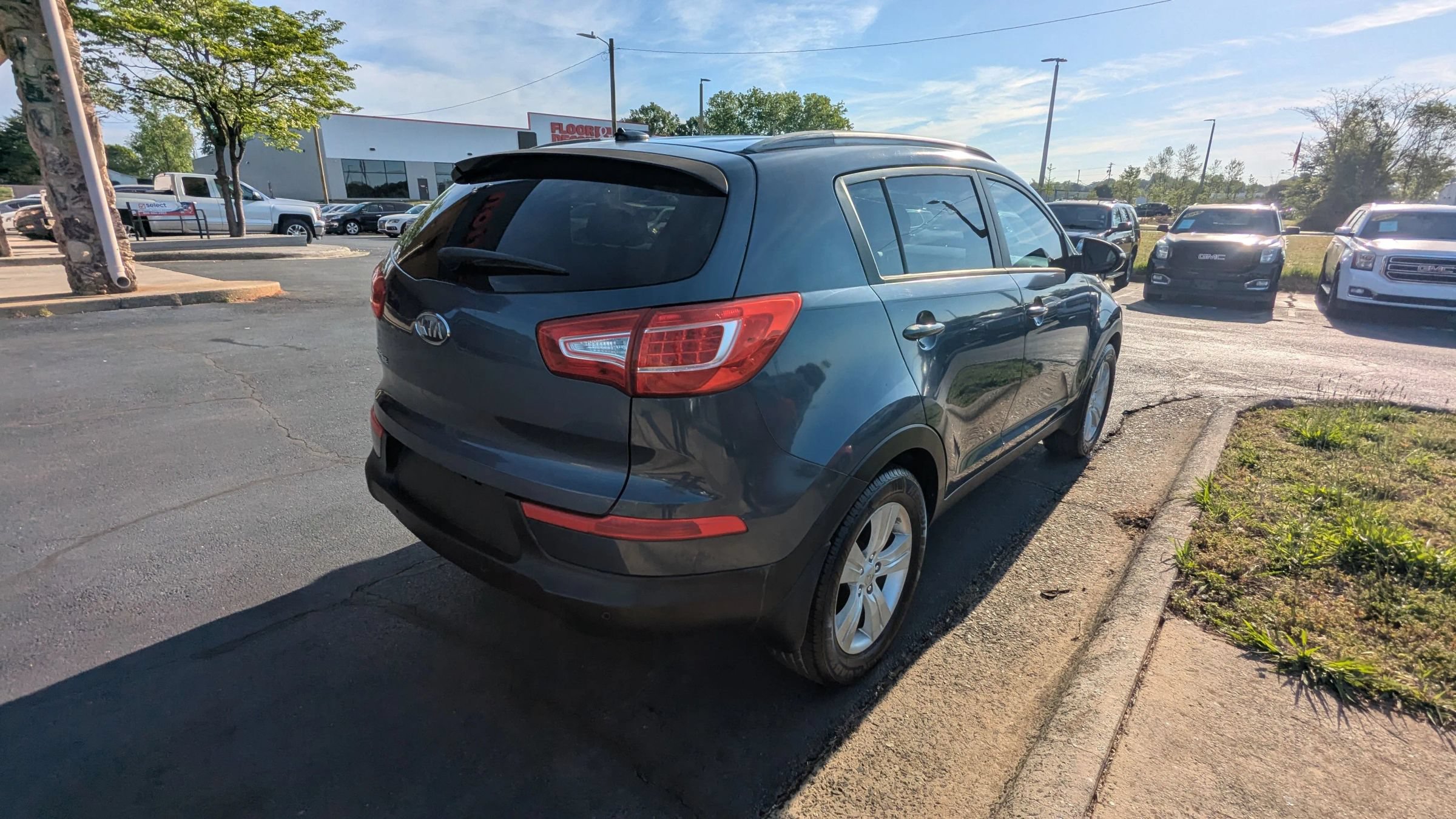 Used 2012 Kia Sportage LX w/ Convenience Pkg FWD image 7