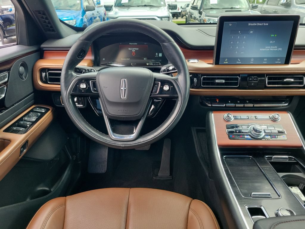 Certified 2021 Lincoln Aviator Reserve w/ Equipment Group 201A AWD/4WD image 12