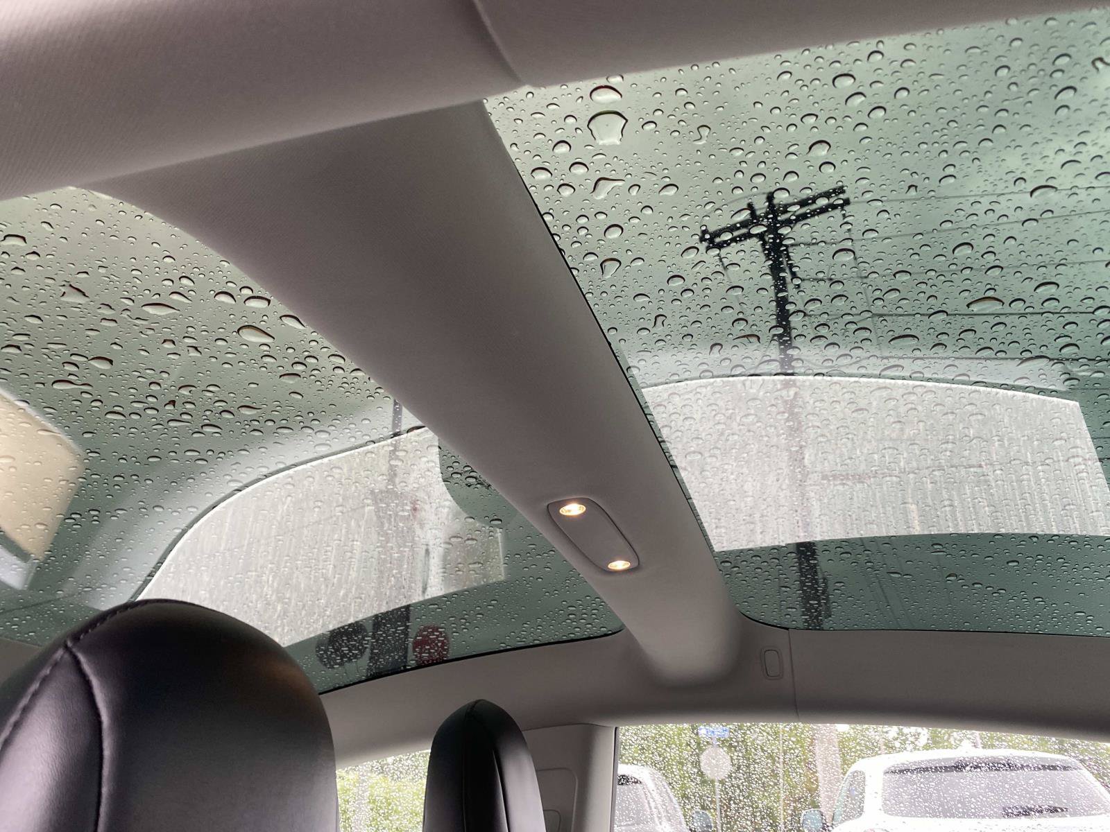 Used 2018 Tesla Model 3 Long Range RWD image 9