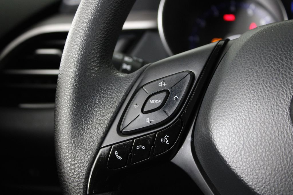 Used 2021 Toyota C-HR LE FWD image 23