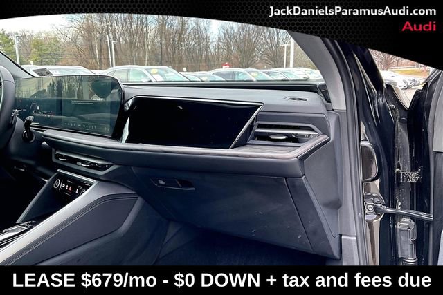 Used 2025 Audi Q5 Premium Plus w/ Premium Plus image 14