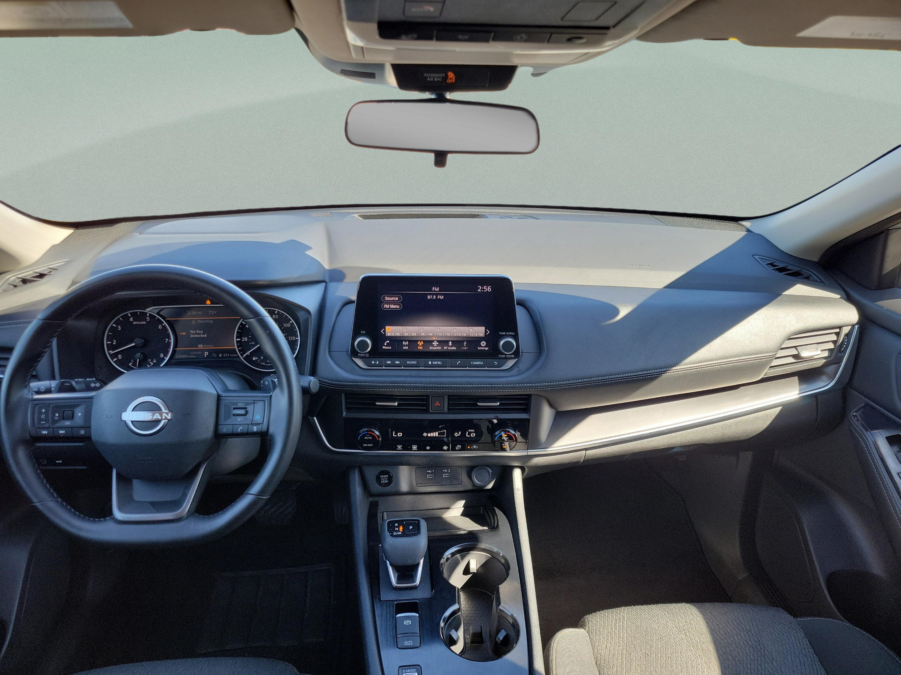 Used 2025 Nissan Rogue SV FWD image 8