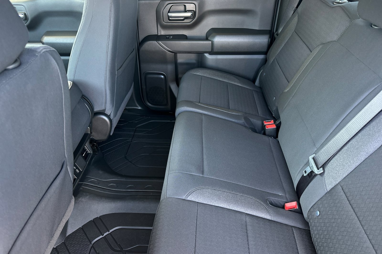 New 2025 Chevrolet Silverado 1500 Custom image 12