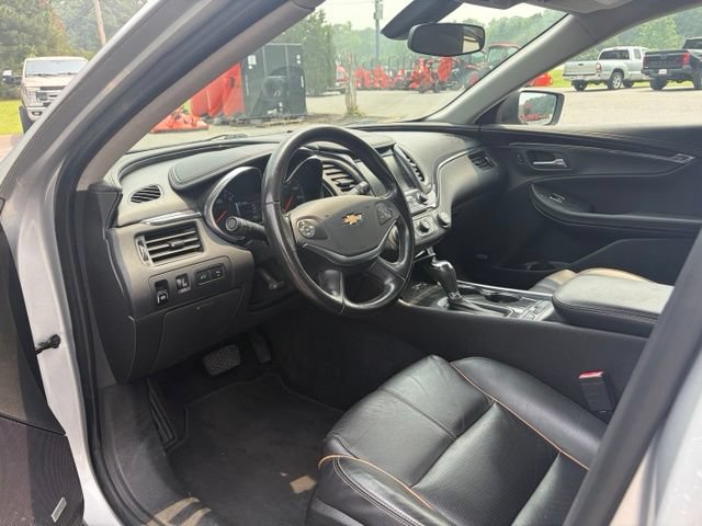 Used 2018 Chevrolet Impala Premier FWD image 9