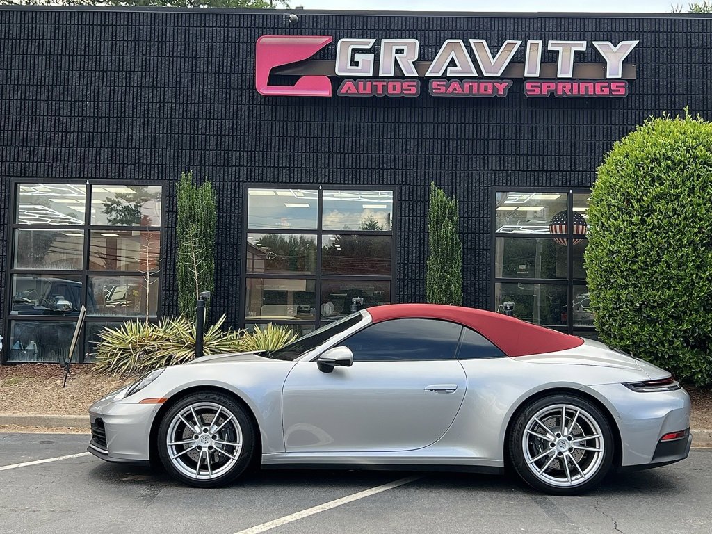 Used 2025 Porsche 911 Carrera image 13