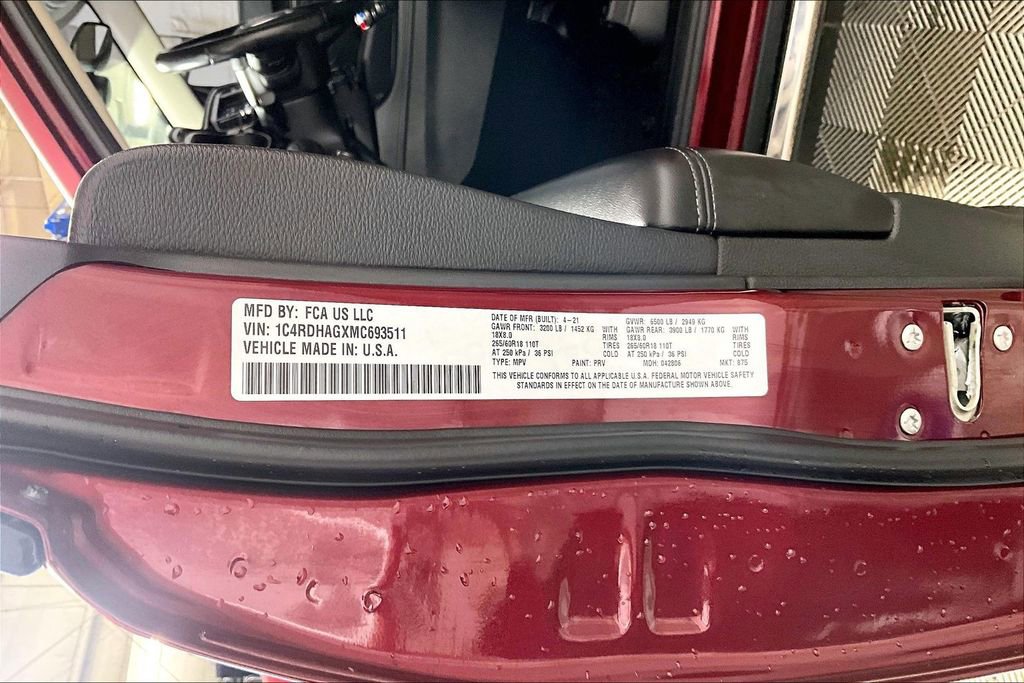 Used 2021 Dodge Durango SXT image 31