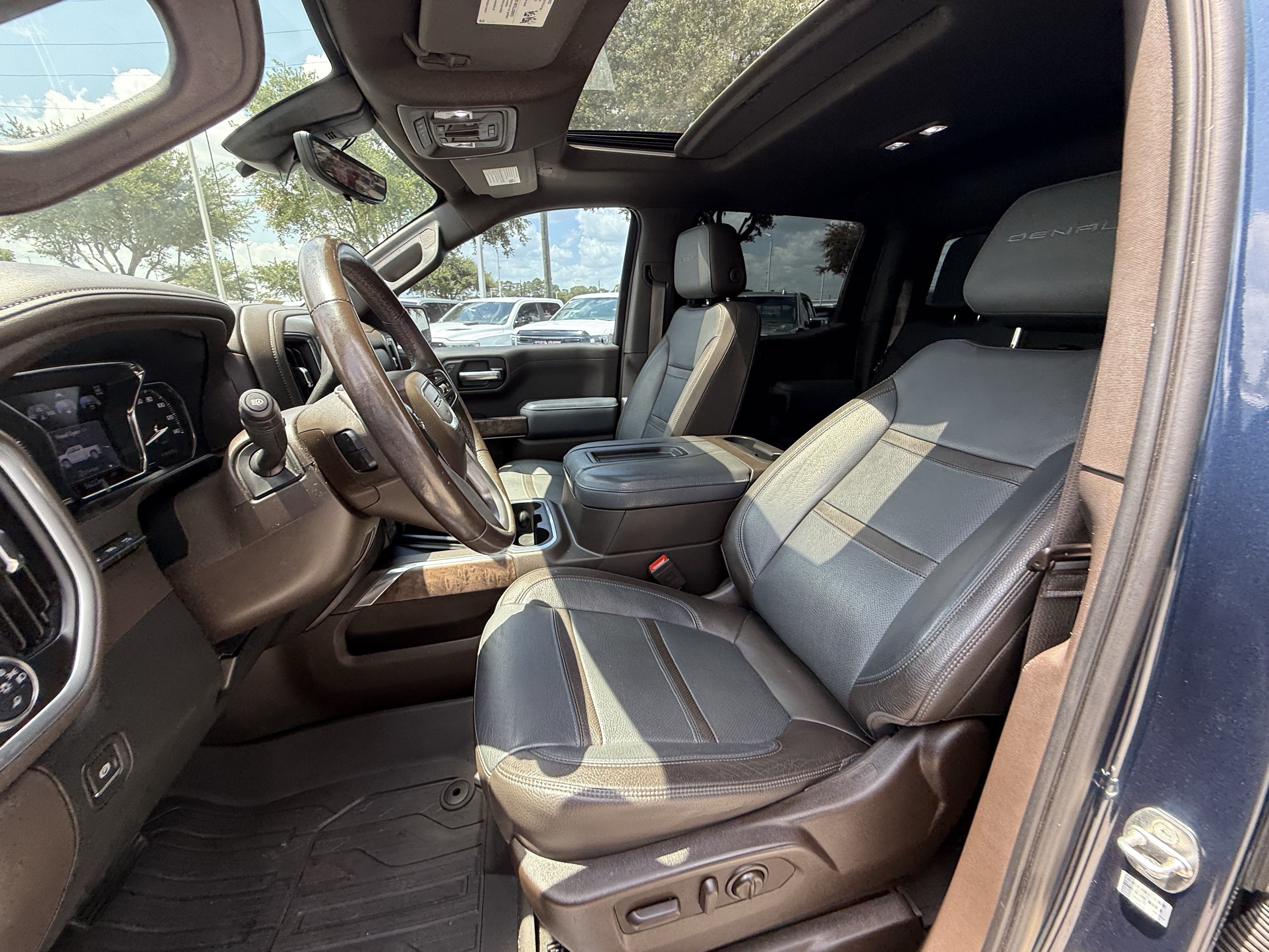 Used 2020 GMC Sierra 1500 Denali w/ Denali Ultimate Package AWD/4WD image 24
