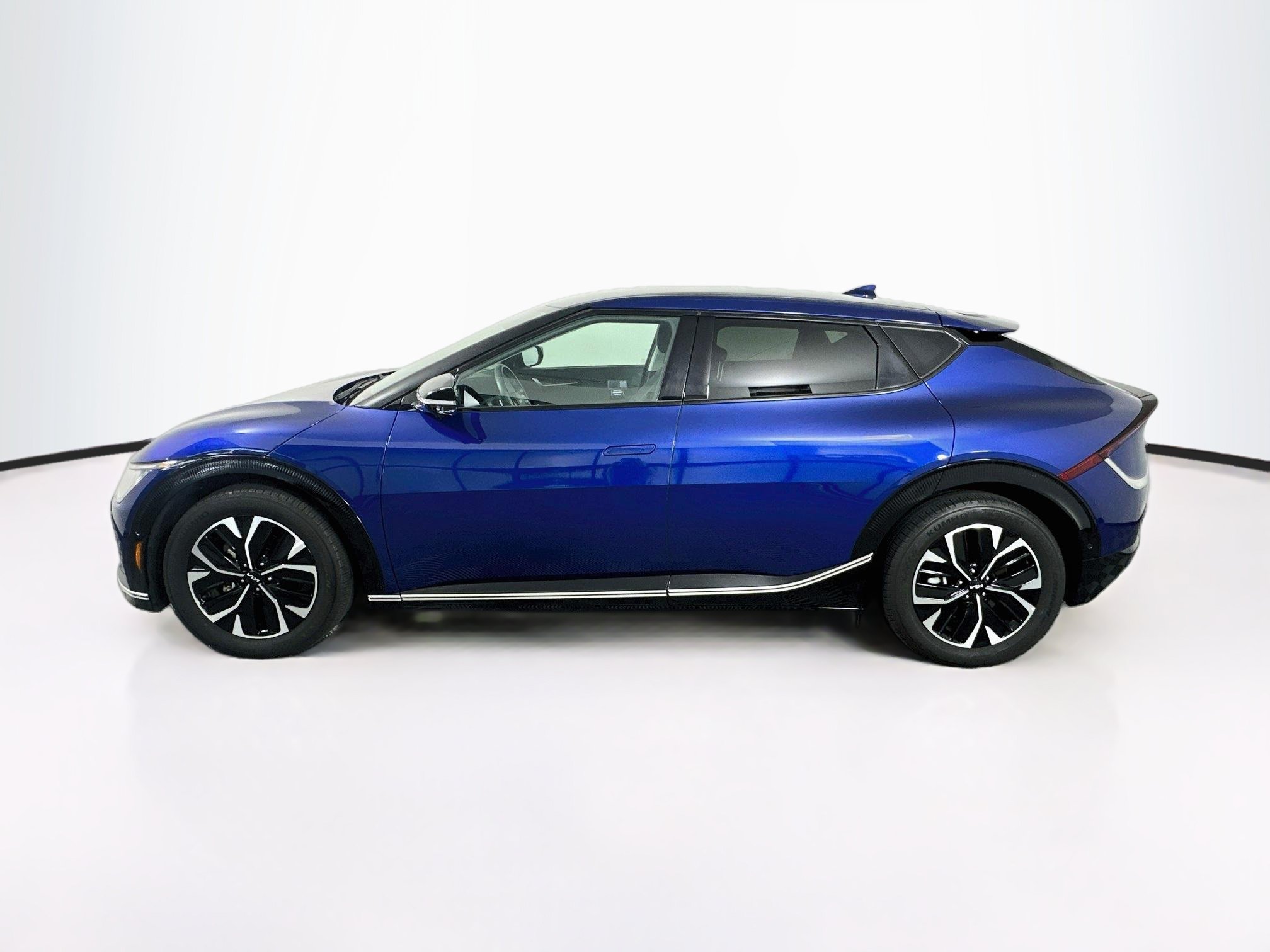 Used 2024 Kia EV6 Wind w/ Wind Technology Package RWD image 4