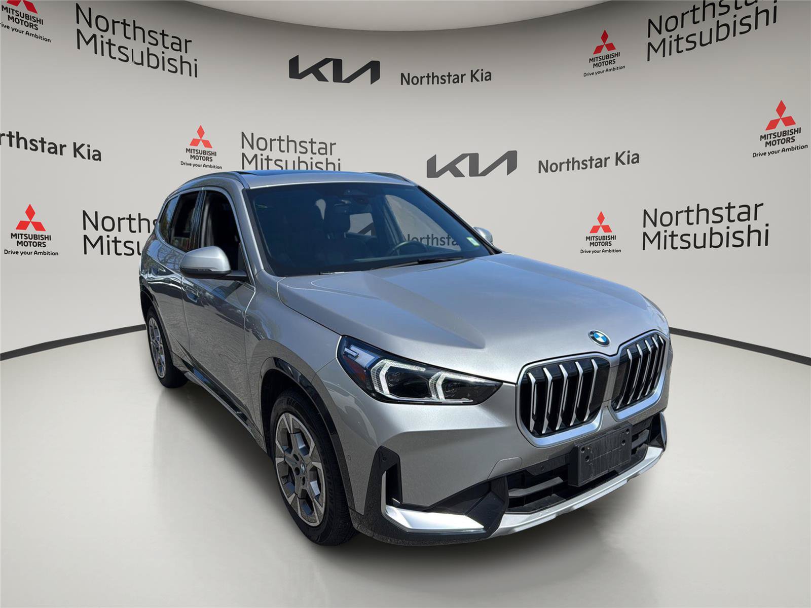 Used 2025 BMW X1 xDrive28i AWD/4WD image 8