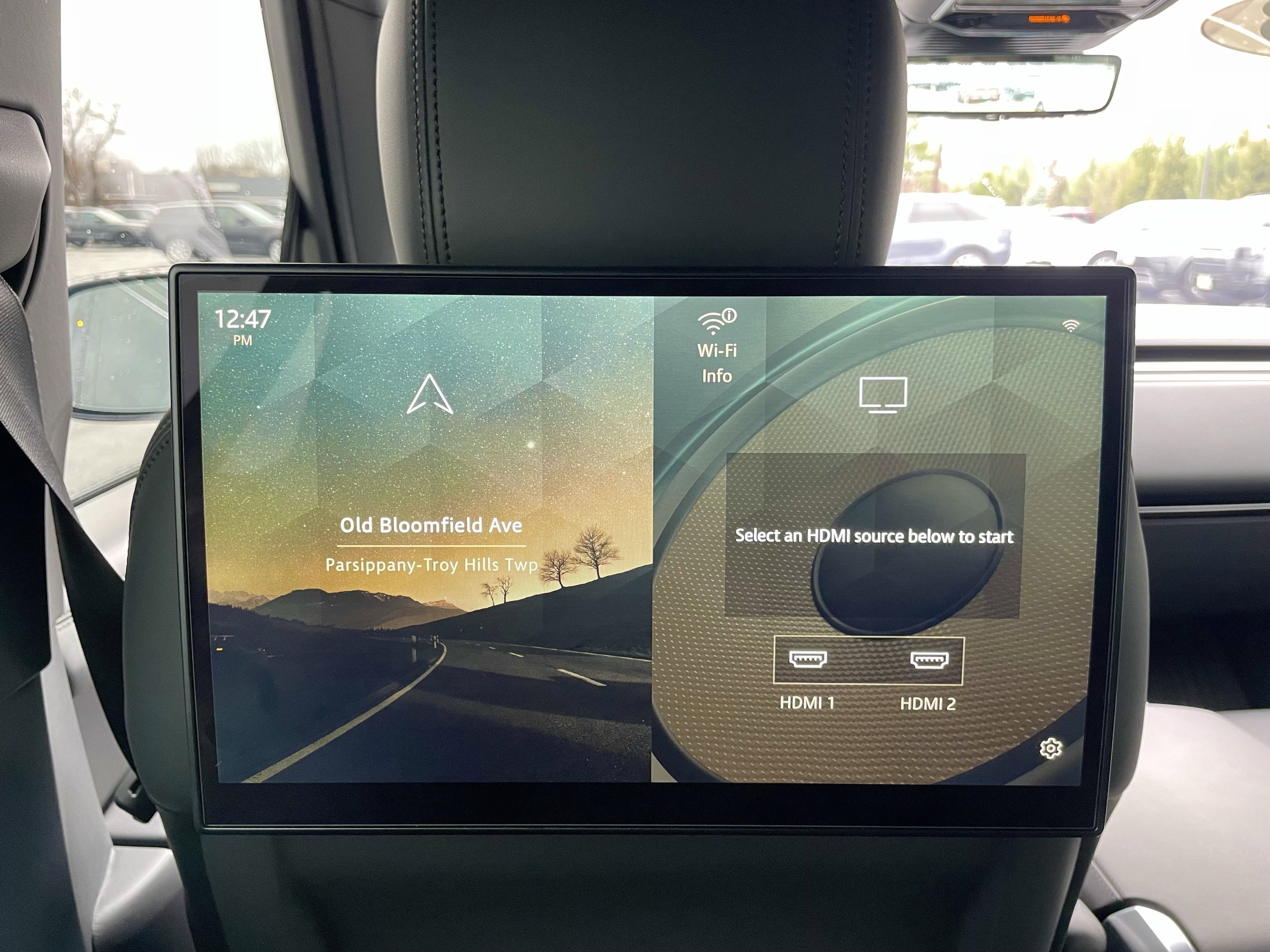 Used 2023 Land Rover Range Rover Autobiography image 32