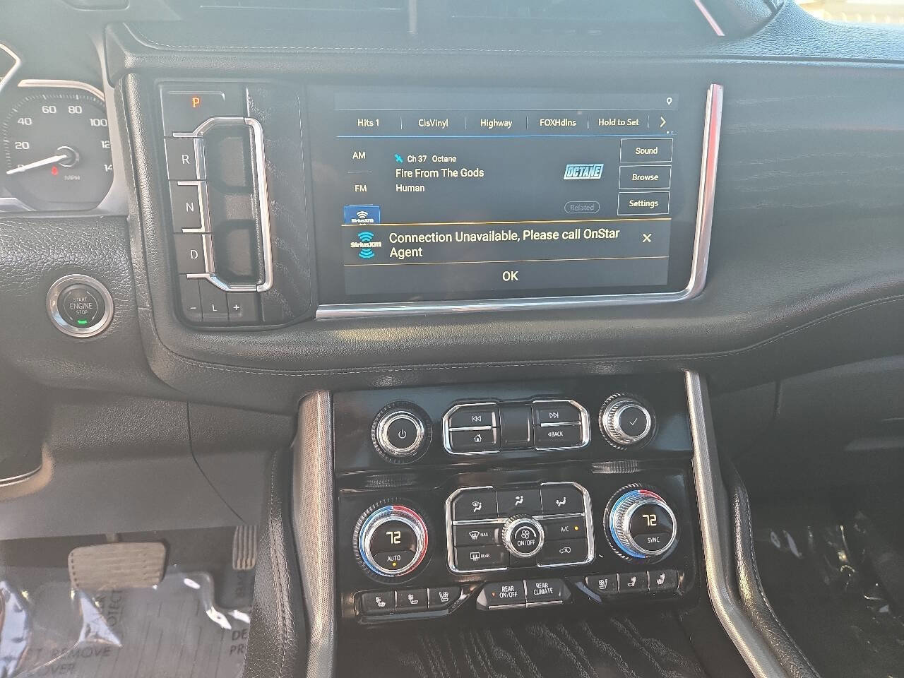 Used 2021 GMC Yukon Denali w/ Denali Premium Package image 12