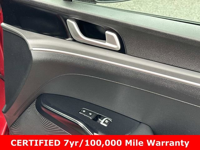 Used 2022 Kia K5 GT-Line image 10