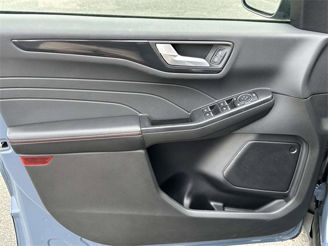 New 2025 Ford Escape ST-Line w/ Cold Weather Package image 15