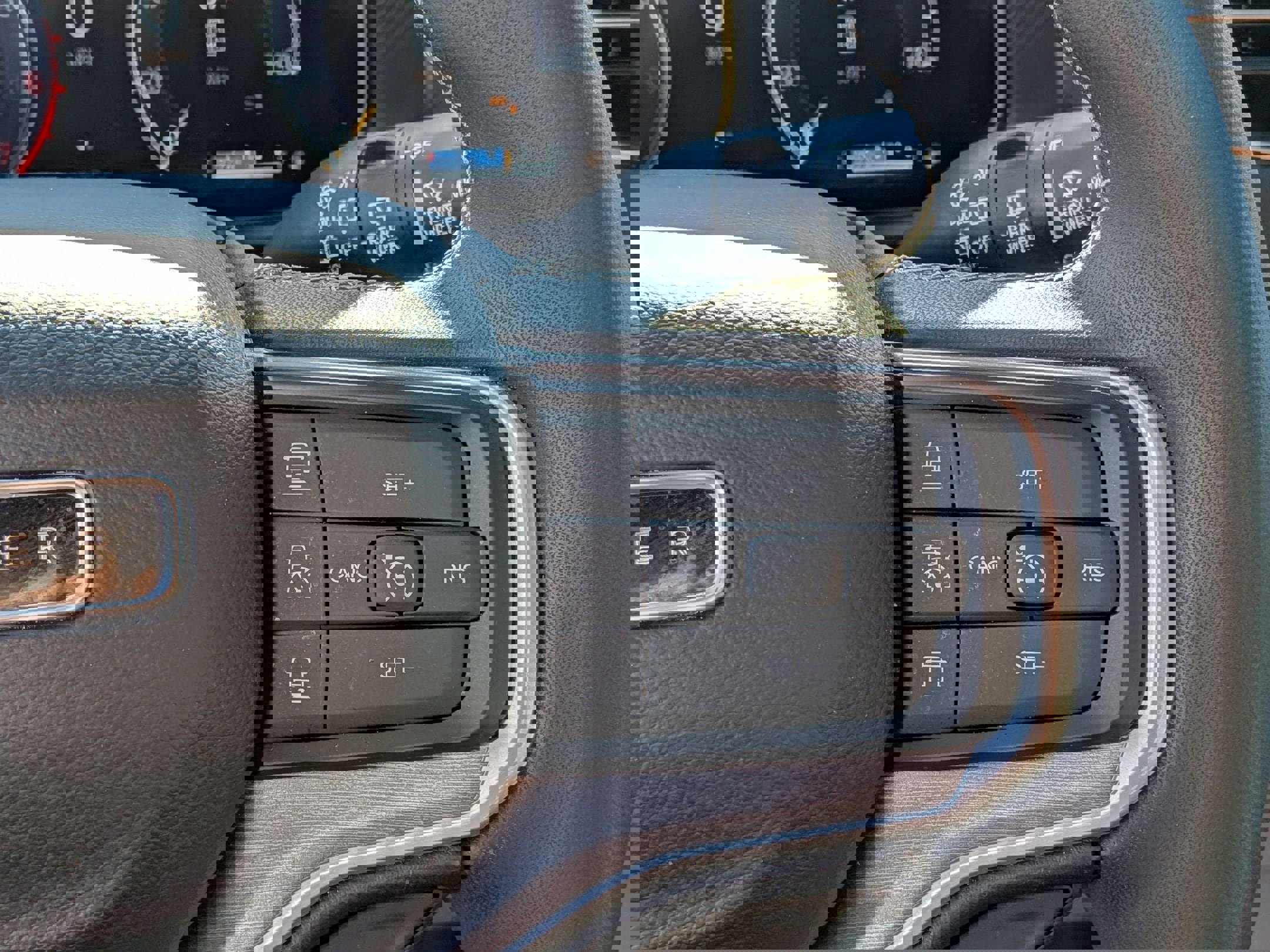 Certified 2025 Jeep Wagoneer Series III w/ Premium Group I image 18