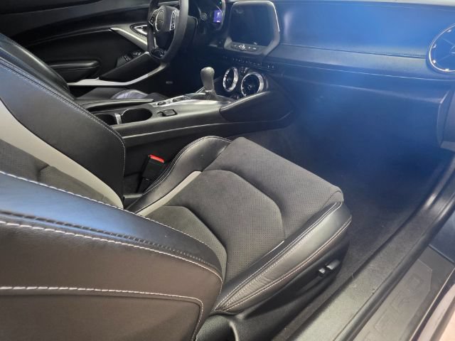 Used 2021 Chevrolet Camaro LT w/ 1LE Track Performance Package RWD image 11