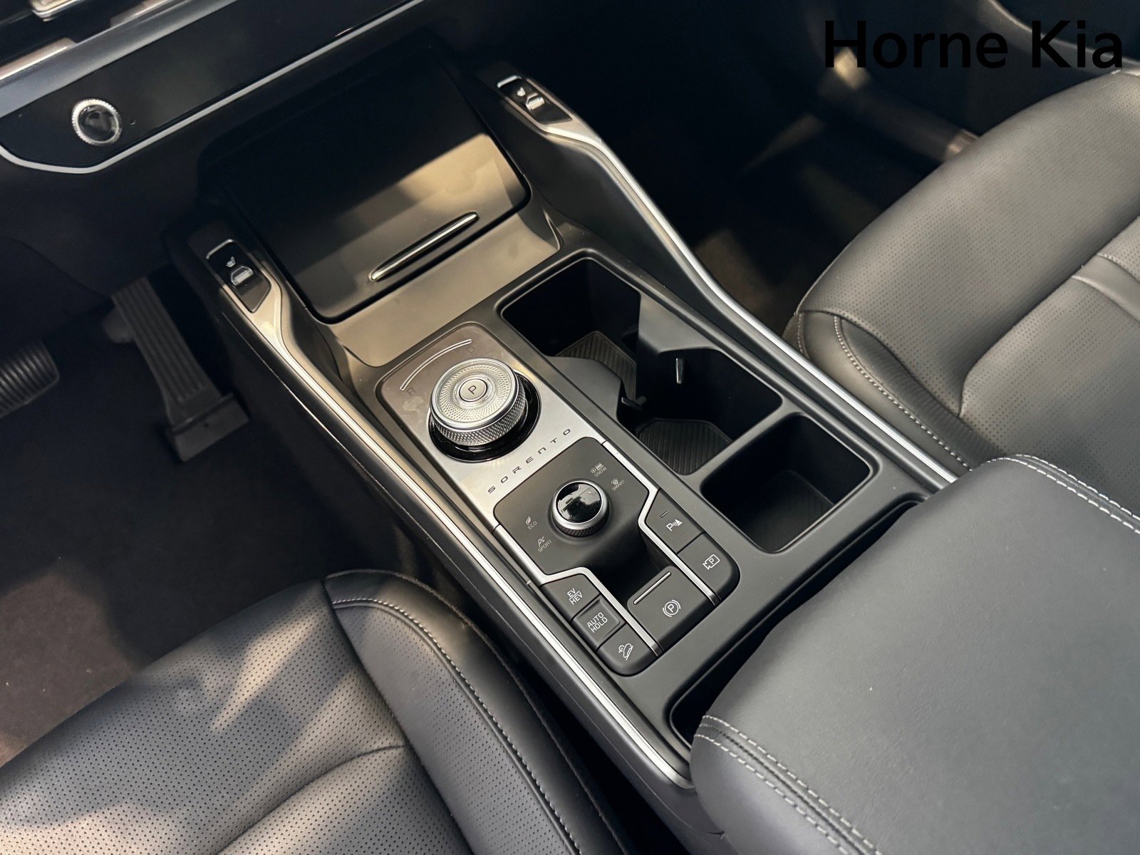 New 2025 Kia Sorento EX image 15