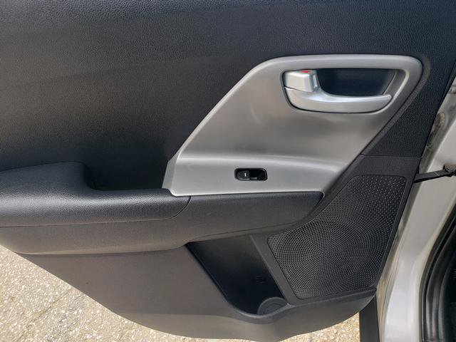Used 2019 Kia Niro LX FWD image 13