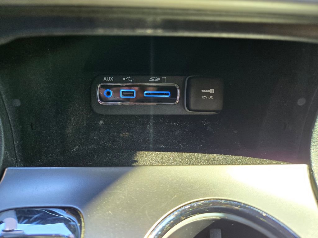 Used 2017 Jeep Grand Cherokee Altitude image 38