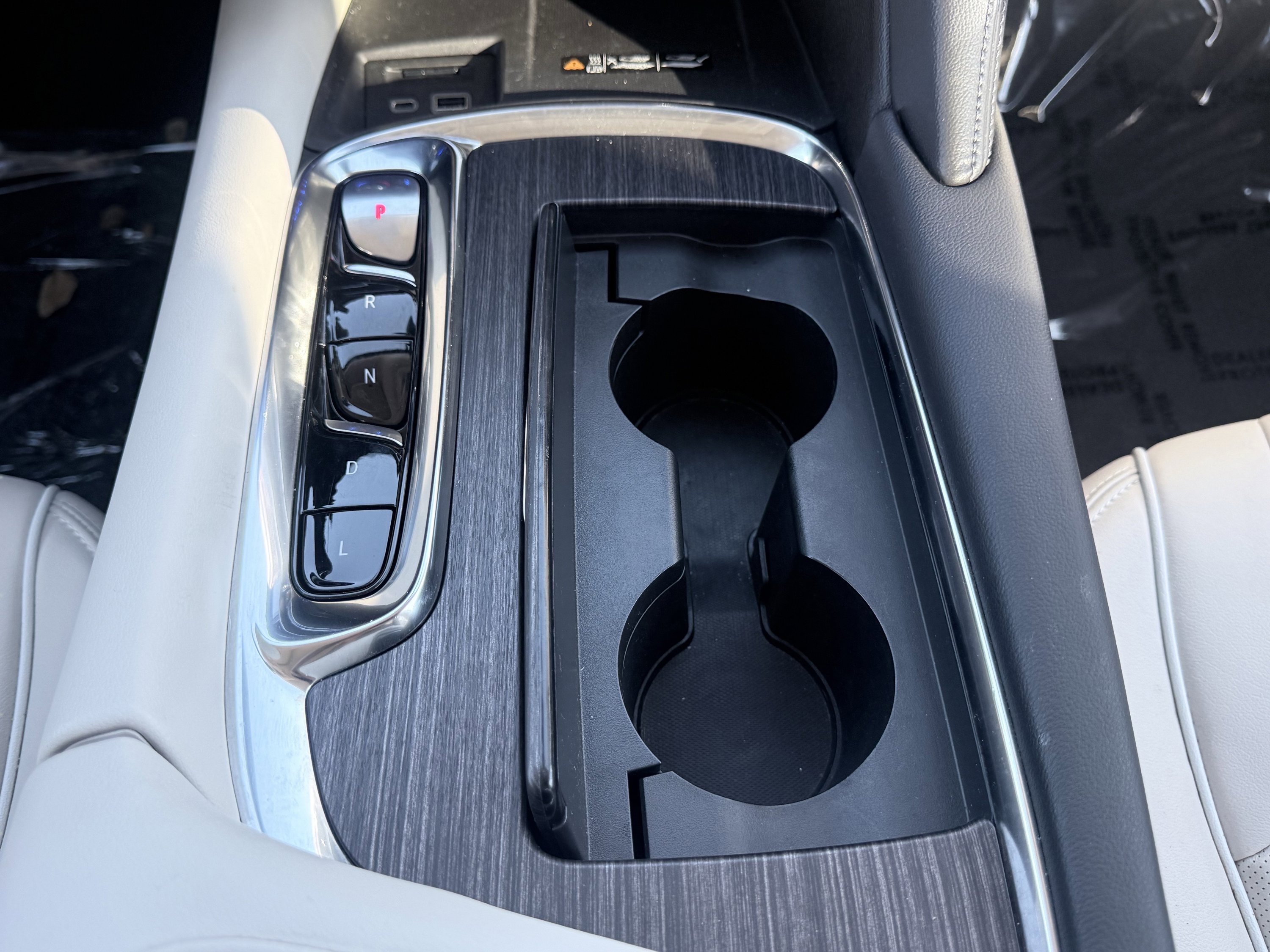 Used 2024 Buick Enclave Avenir w/ LPO, Hit The Road Package image 72