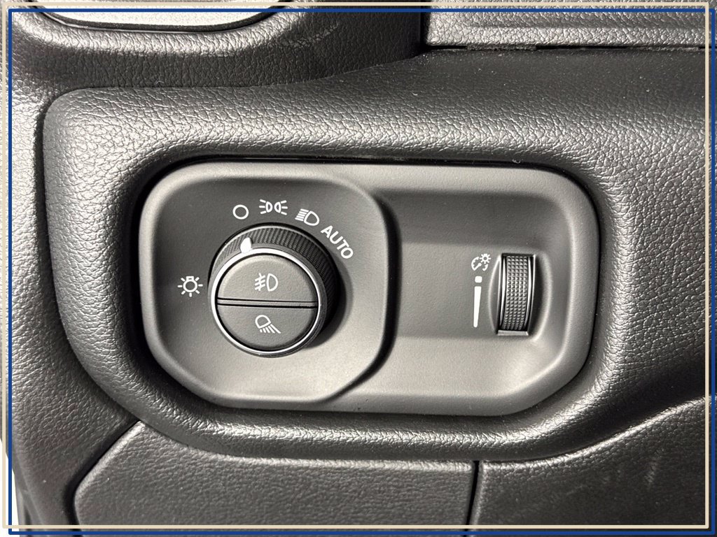 New 2026 RAM 2500 Tradesman AWD/4WD image 14