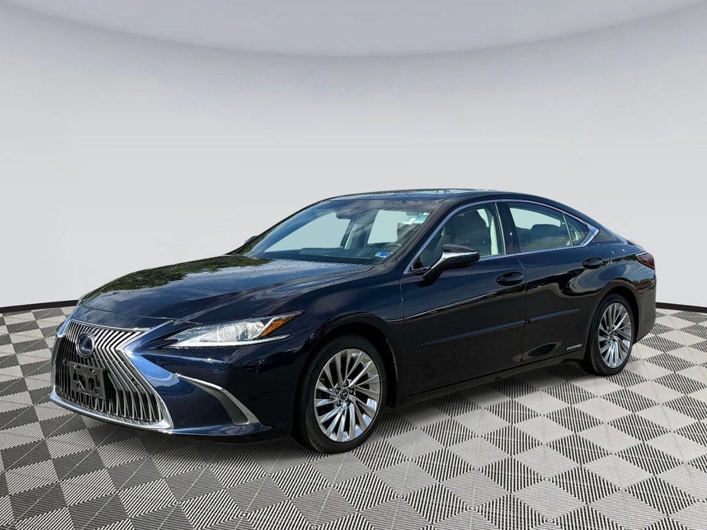 Used 2020 Lexus ES 300h w/ Accessory Package FWD image 5