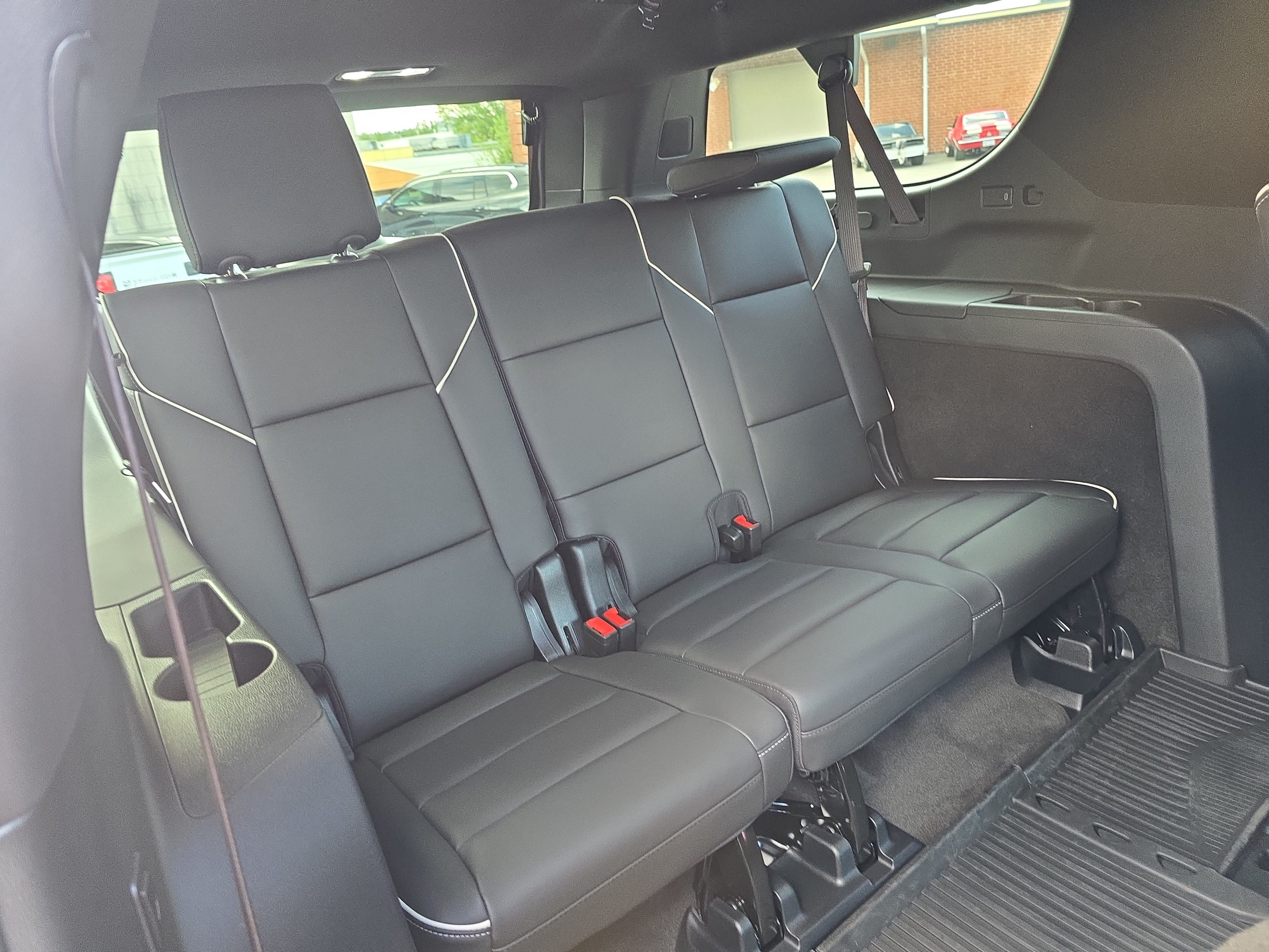 Certified 2026 Cadillac Escalade ESV Sport w/ Touring Package AWD/4WD image 12