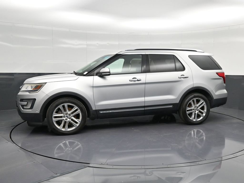 Used 2016 Ford Explorer Limited w/ Equipment Group 301A image 7