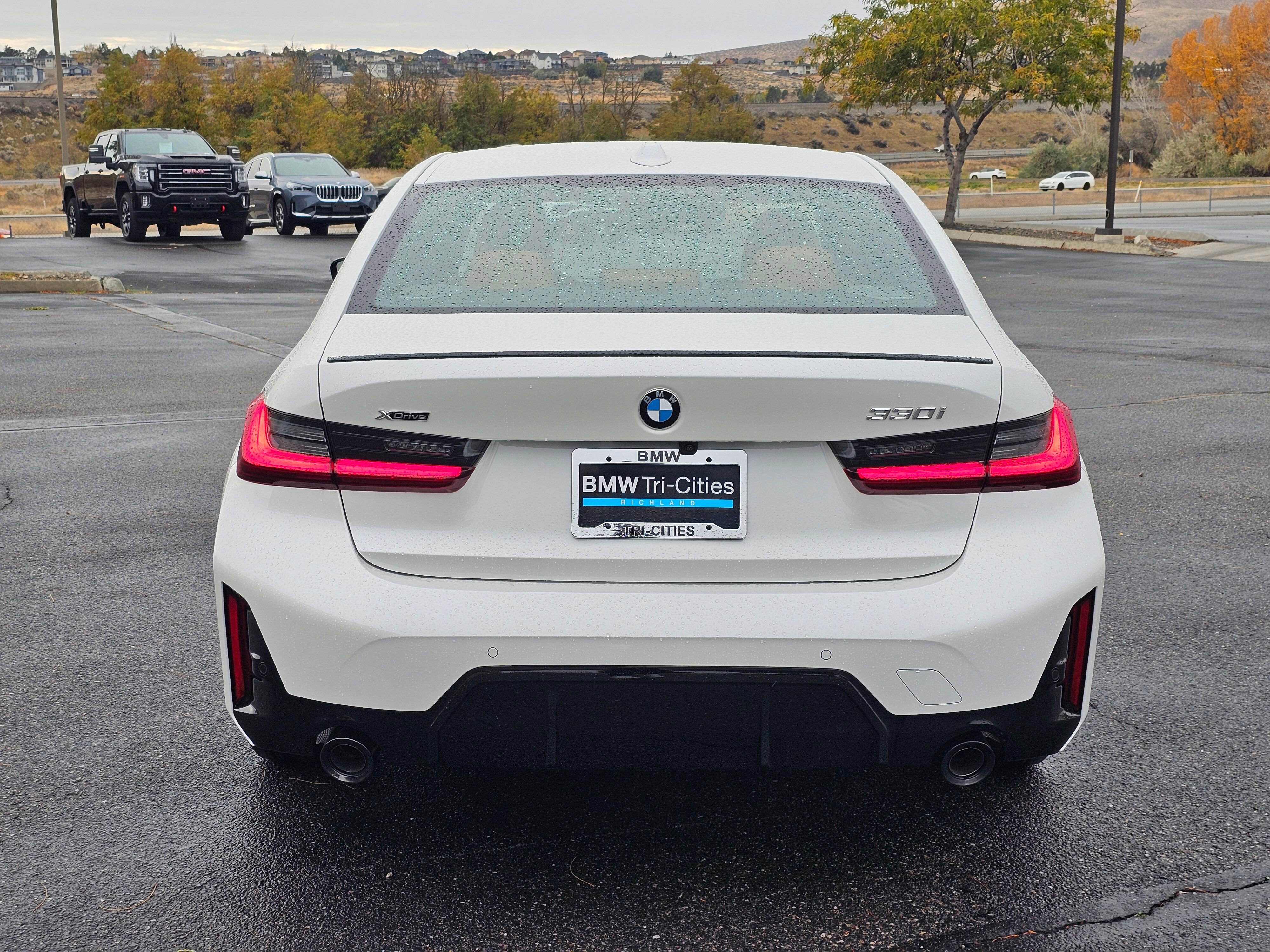 New 2026 BMW 330i xDrive Sedan w/ M Sport Package image 5